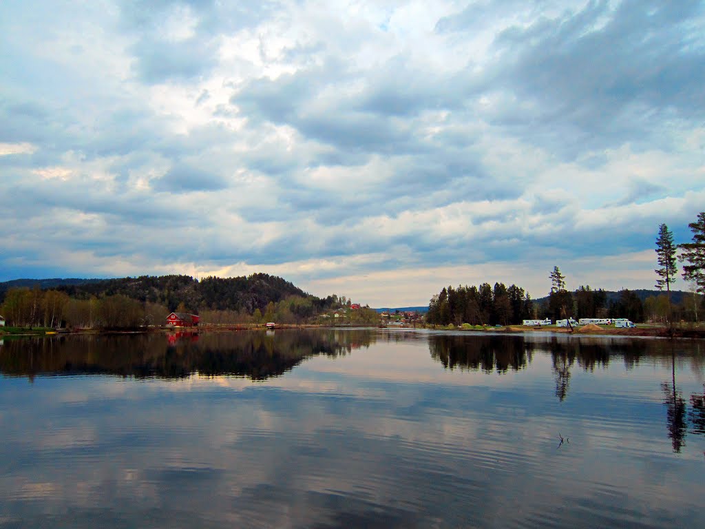 Lunde sluse, Telemark, Norway by Henrik Aslagsen