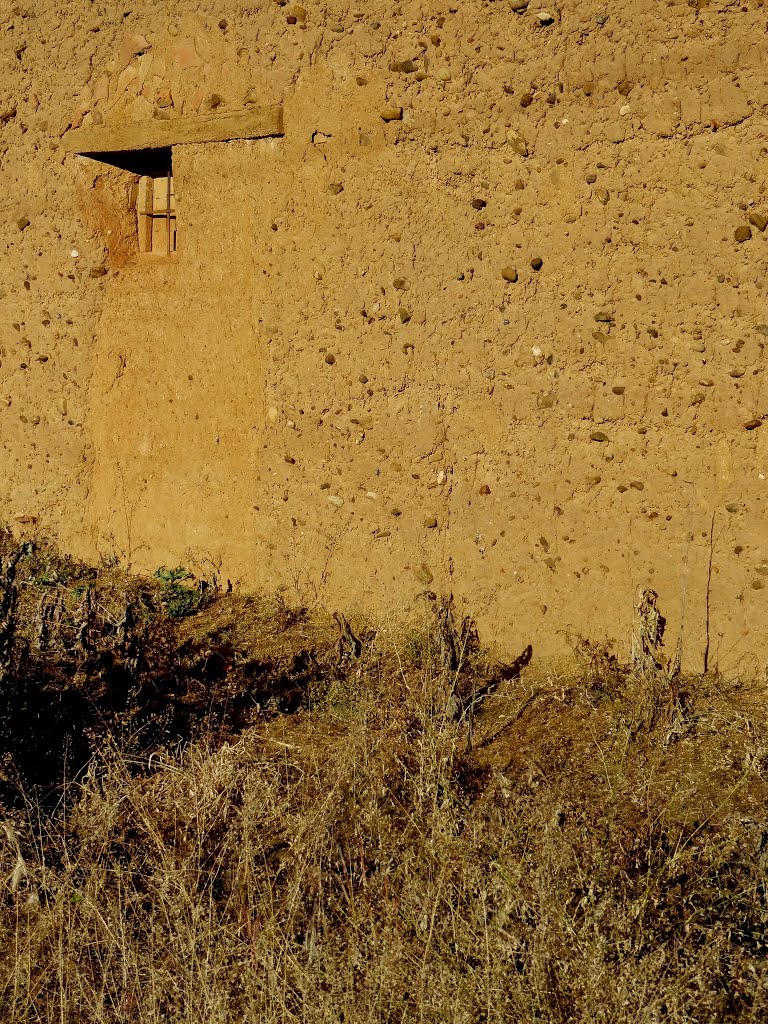 Construction de boue, de paille et de roches, Reliegos (Castilla y León) by Peregrino2013