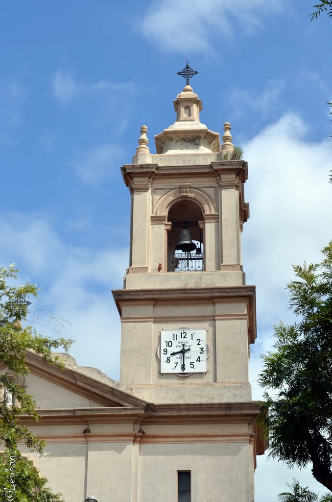 Torre campanario de la Iglesia Sagrado Corazón de Jesús - Artigas, Uruguay by ►Leirbag