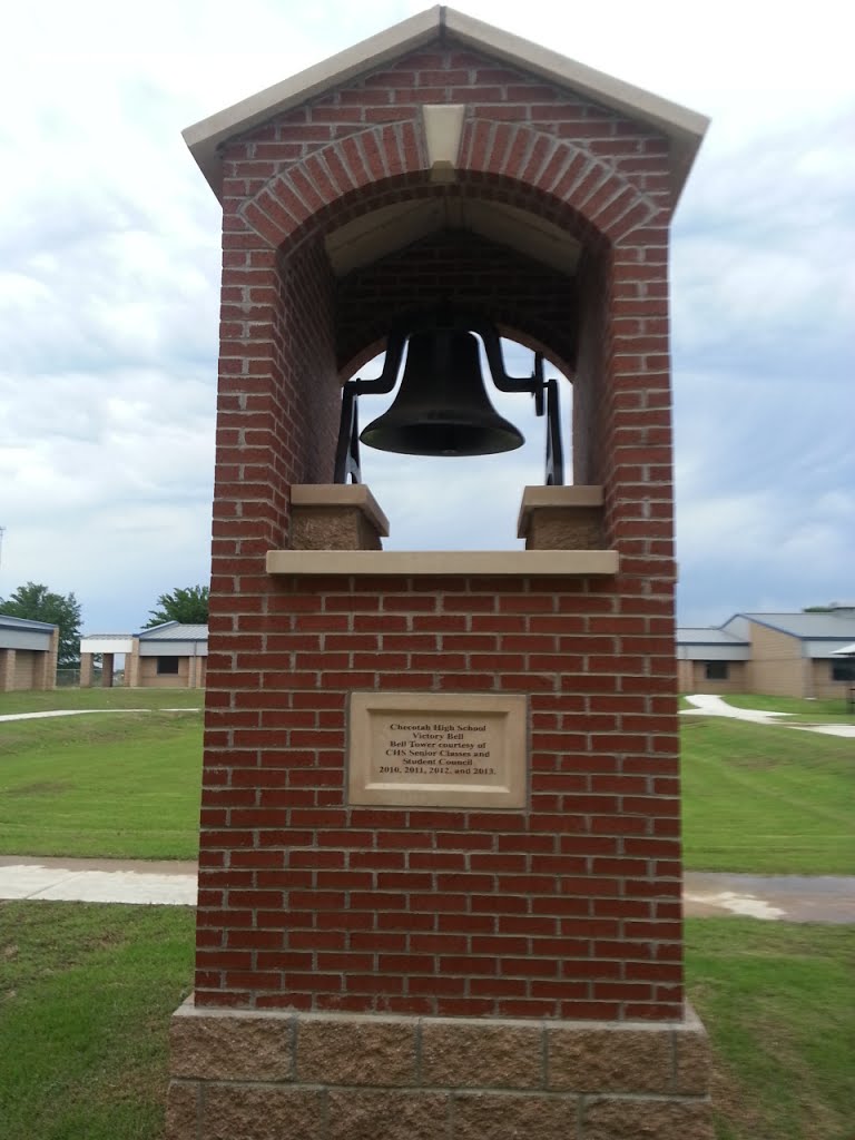 Checotah's victory bell by veggievampire