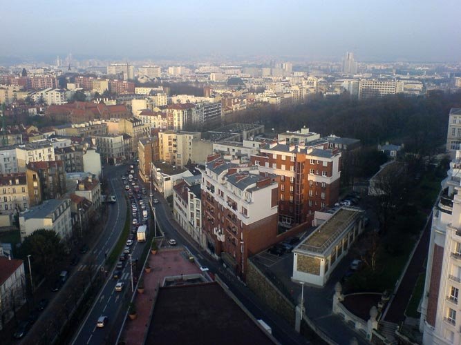 De Vanves, vue vers Issy, Boulogne et le Mont Valérien by AlHolg