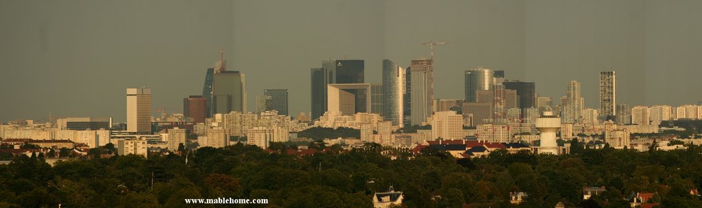 Les tours de La Defense vues de la terrasse de St Germain en Laye by mablehome