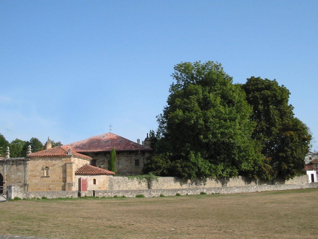 Castillo Pedroso - Ruiz de Villegas by Anievas