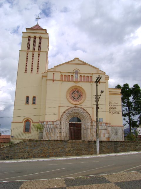 Igreja Santa Ana by kinney.manson