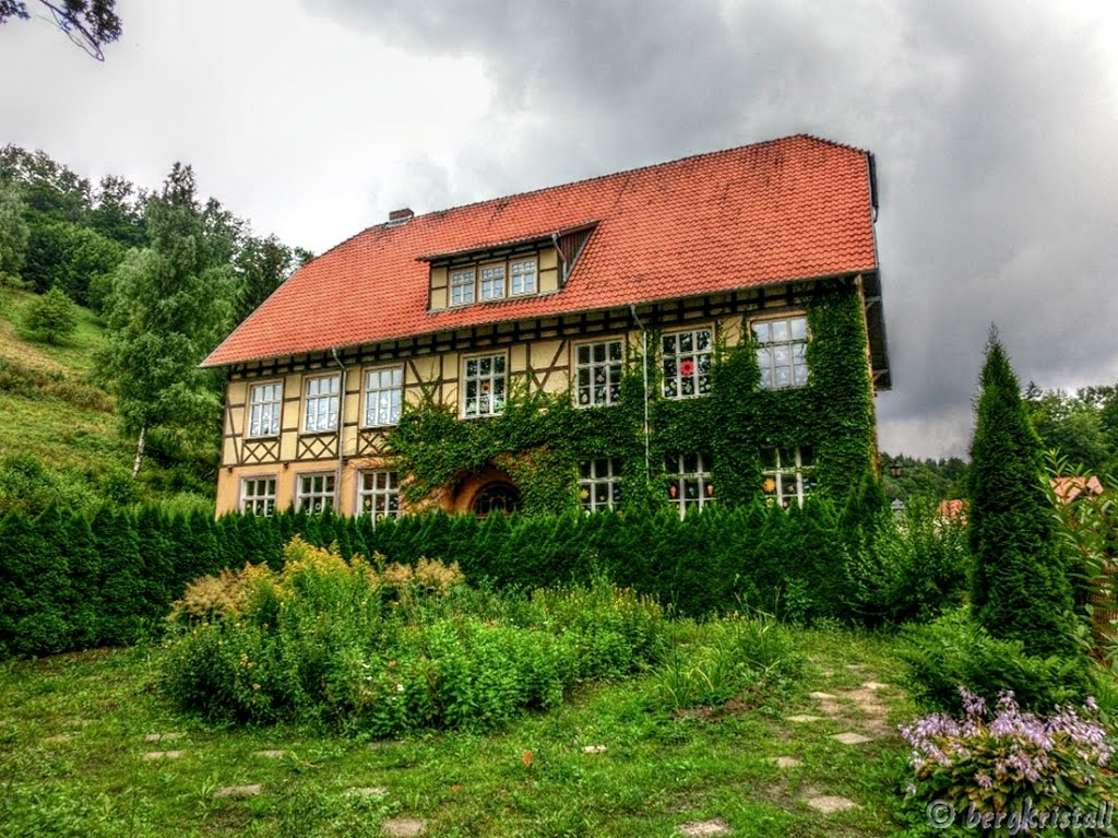 Schule Stolberg by ☼❄ bergkristall ❆ ☼