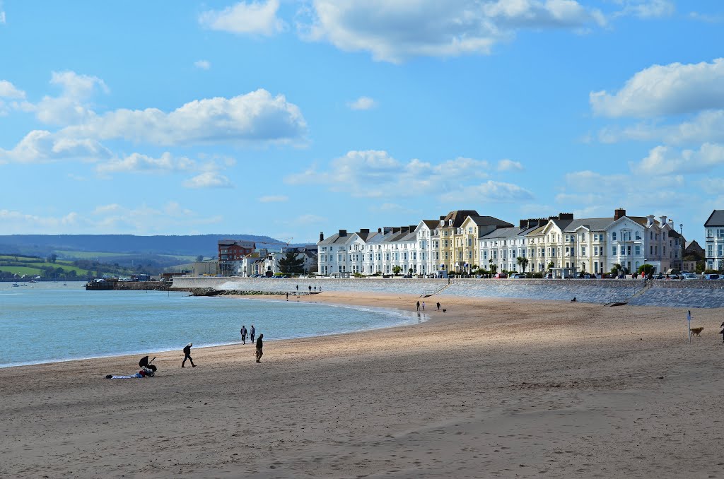 The beach and Morton Crescent by Jim Rider