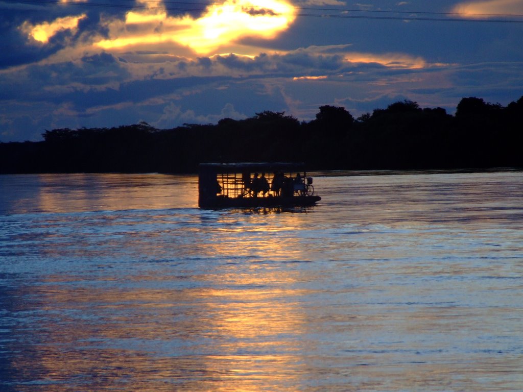 Barco pousando- vendo a maravilha -wfm by walterfmota