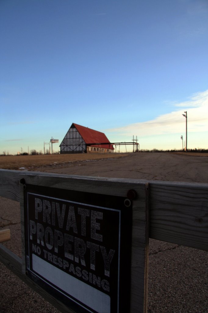 Private property/No trespassing by Ryan Calhoun