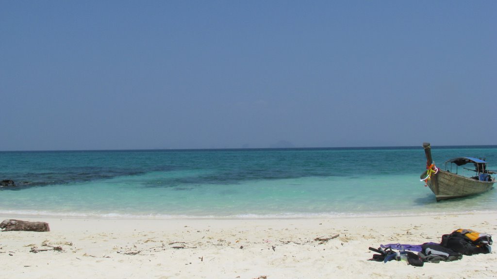 Bamboo Island, Thailand by 3drea