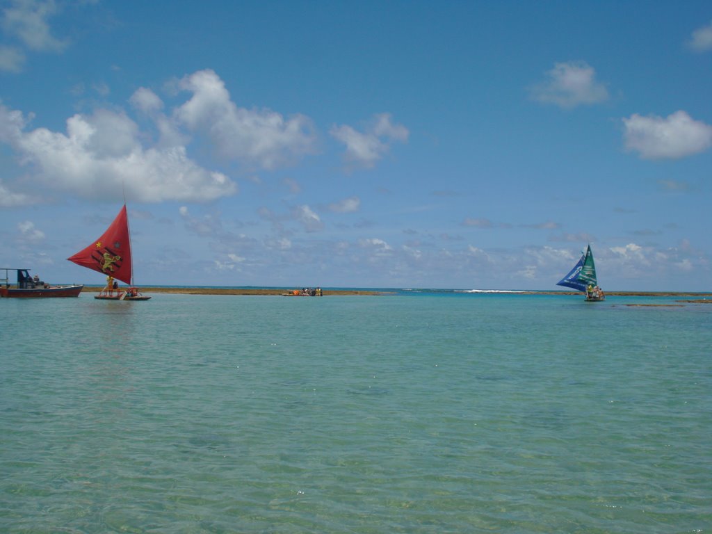 Jangadas en Puerto de gallinas, Brasil by martinchovm