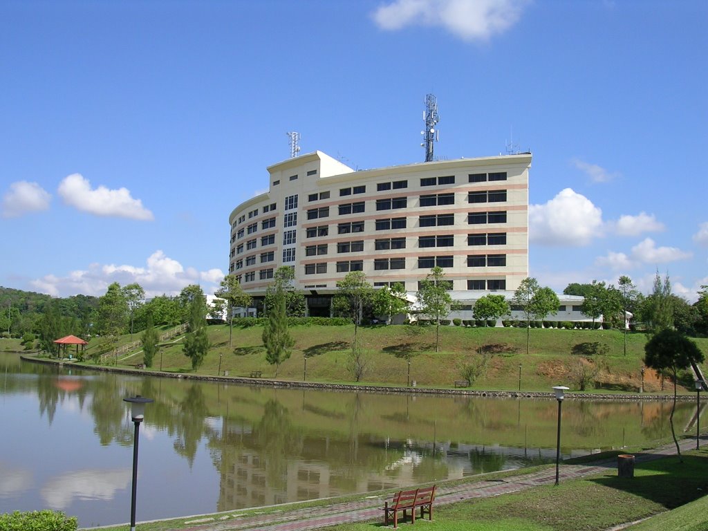 Hotel Residence by mohd salim yunus