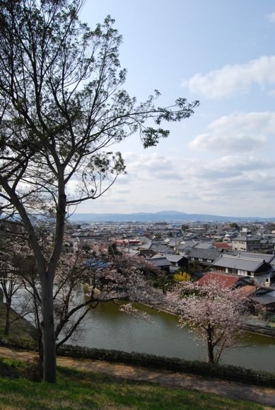 On top of kurozuka mound by madz-kn