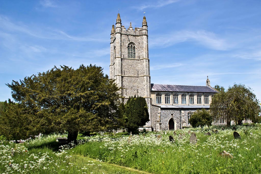 Redenhall Church by DAVHAR