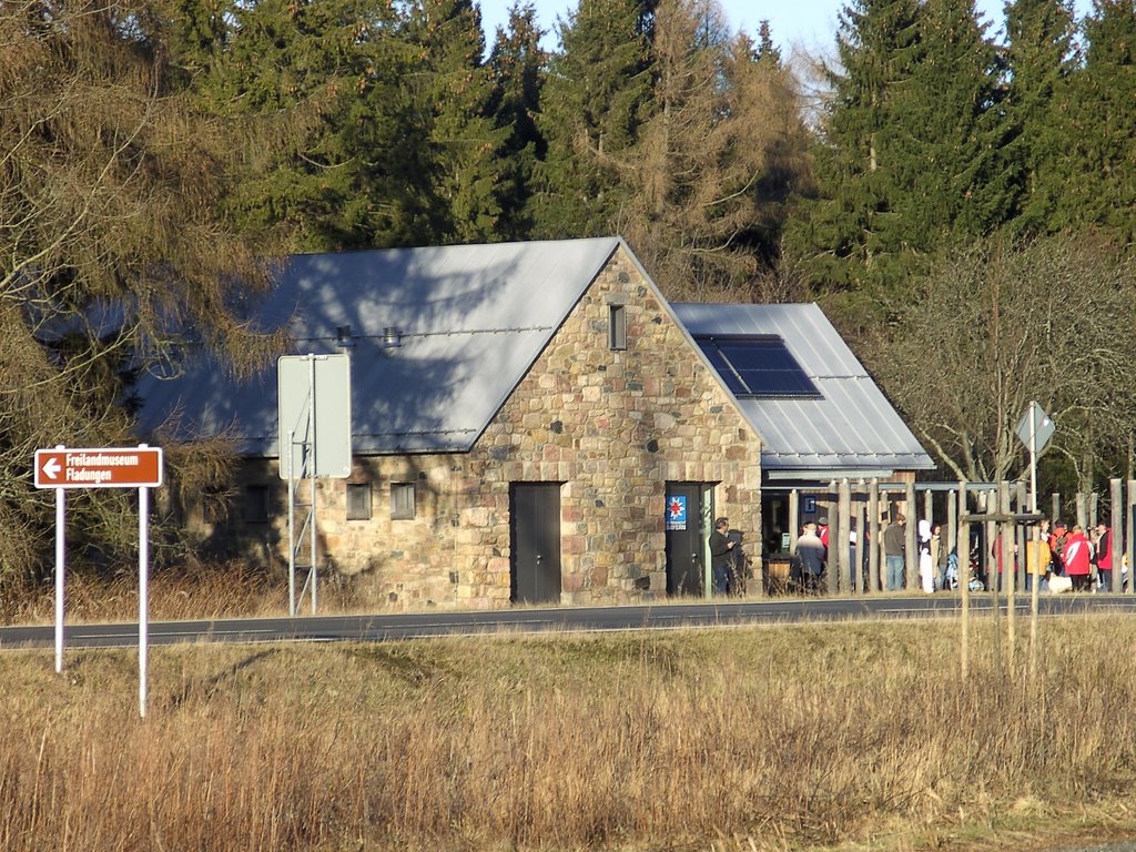 Infohaus am Parkplatz by Markus Birkenbach