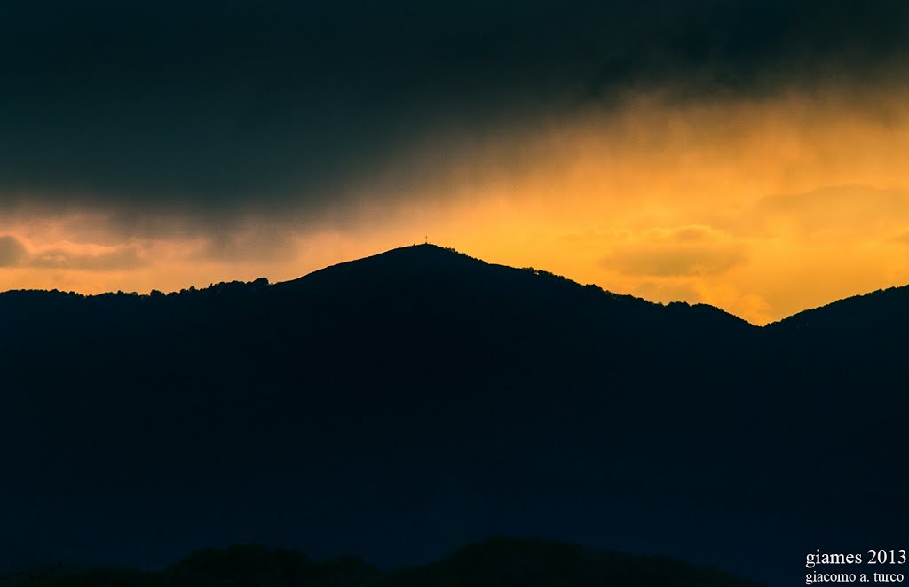 Tramonto sull'Antola (Maggio 2013) by GiamesPhoto (Giacomo A. Turco)