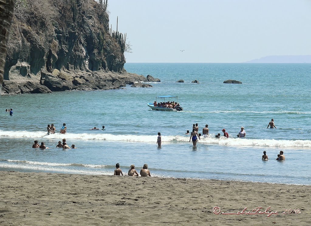 Playa Doña Ana, Puntarenas, Costa Rica -----------------------------------------------------------------------------------------------My email: artehuetar@gmail.com by Melsen Felipe