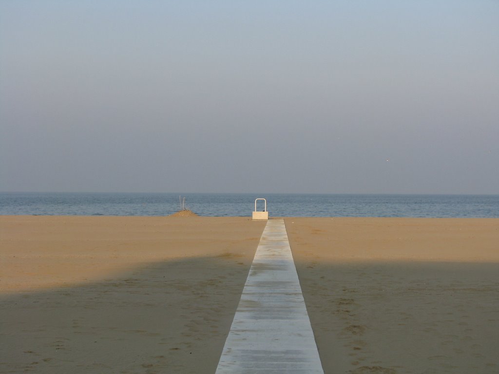 Spiaggia di Rimini by Everin