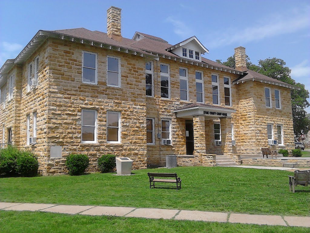 Stone County Courthouse by strigoi73