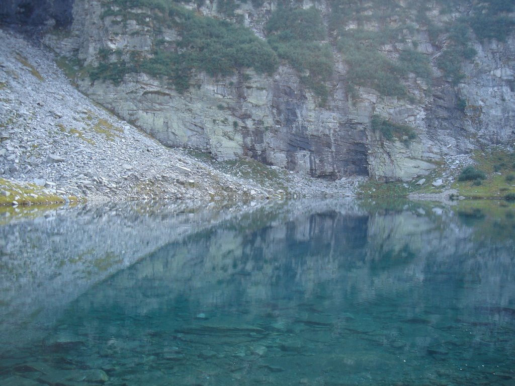 Lago d'Efra by Adrian Baumann