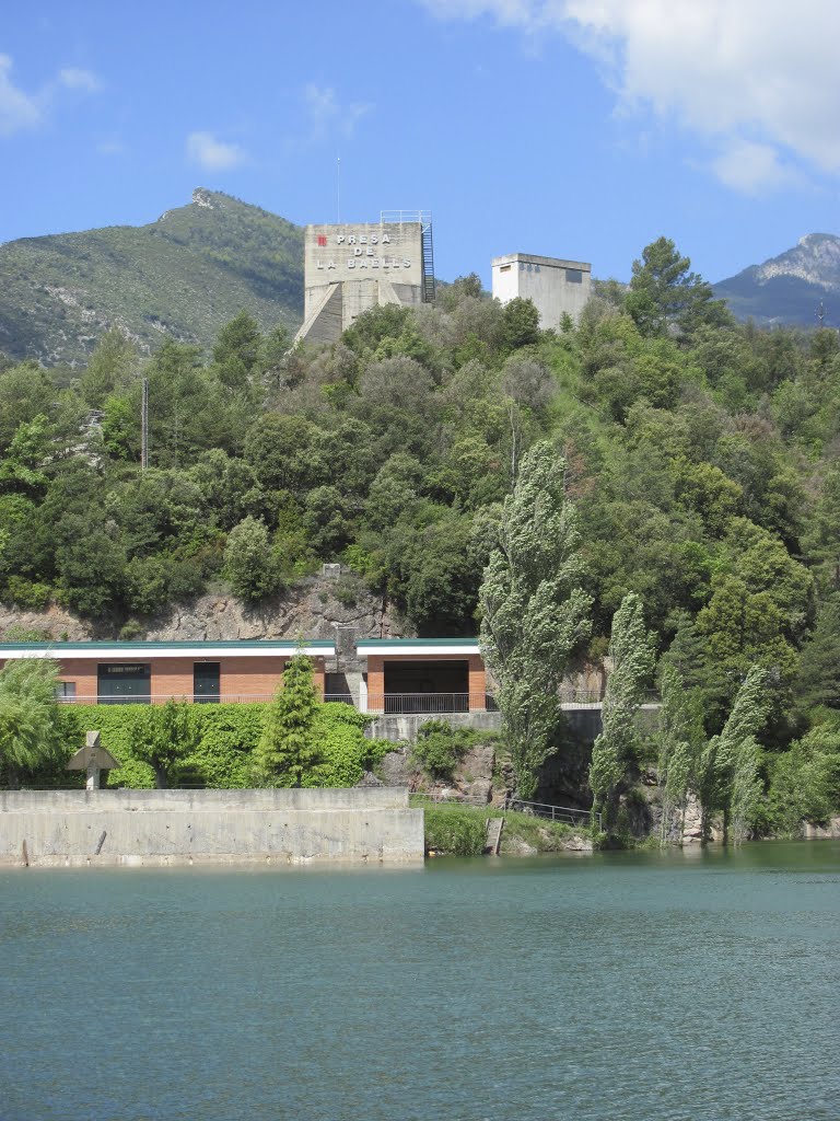 Presa de la Baells by Makis72