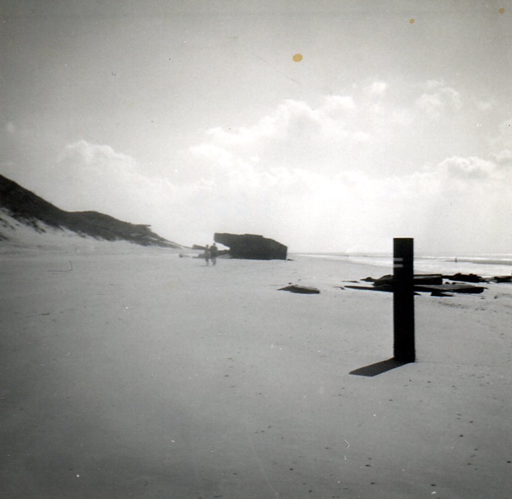 Bunkers op het strand van Westenschouwen 1959 by © arij m van waart