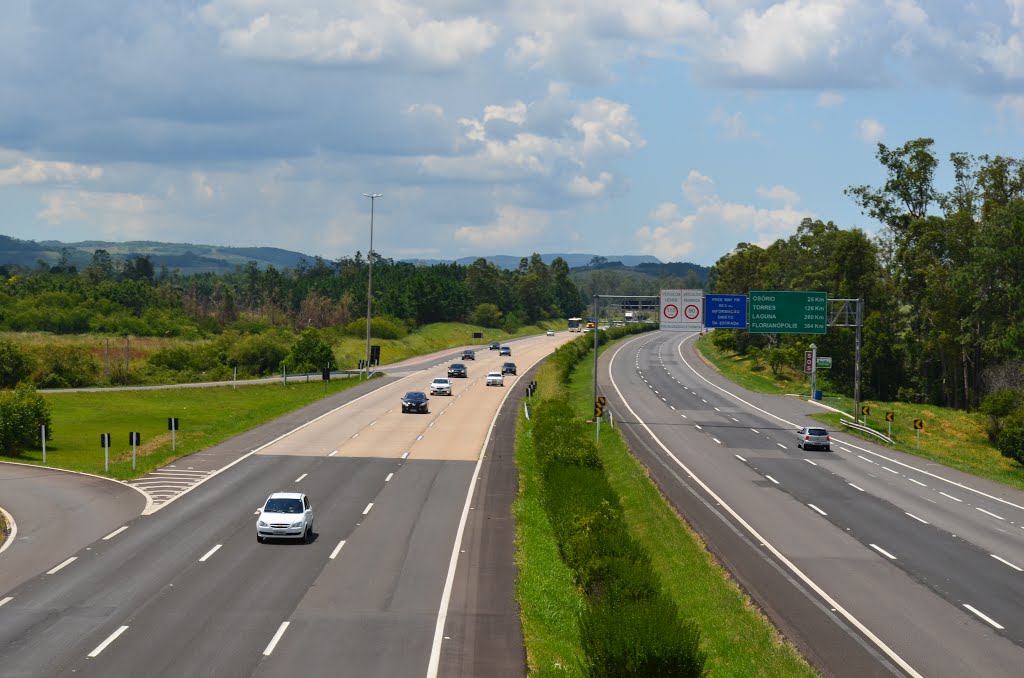 Freeway - sentido norte do Brasil by Adail Pedroso Rosa