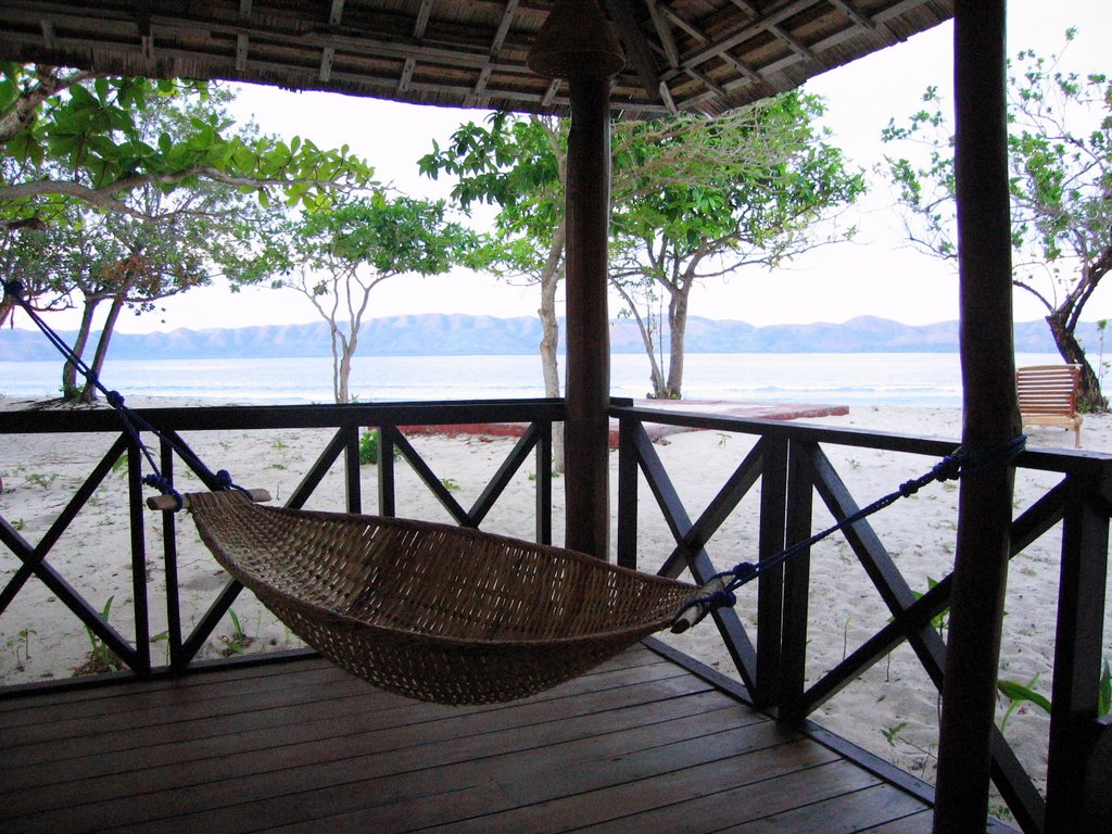 BEACHFRONT COTTAGE-Club Paradise-Dimakya Island,Palawan, Philippines 03 by izunaok