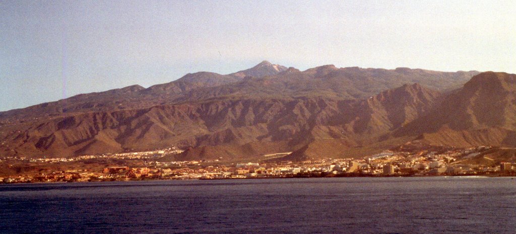 Tenerife, Los Cristianos by cesarcriado