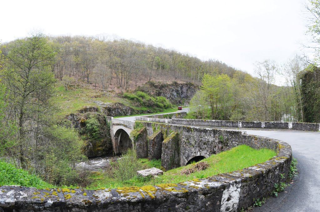 Le pont du diable Anzême by gezuh23