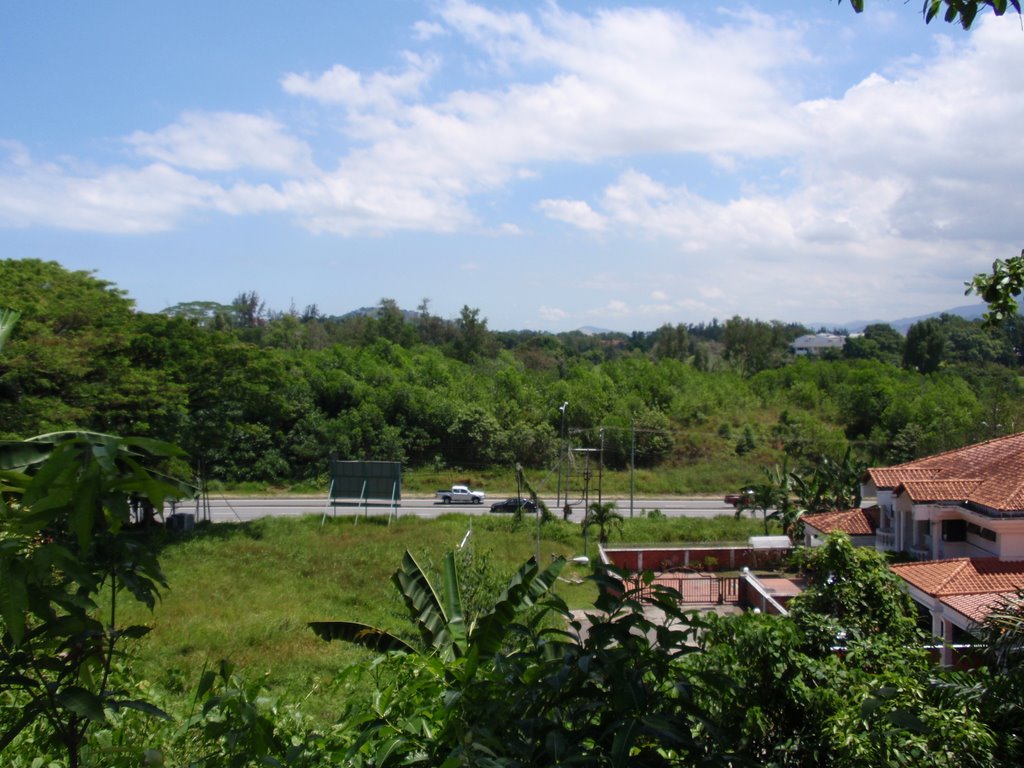 Kolam Road From Shantung Hill by kkboy