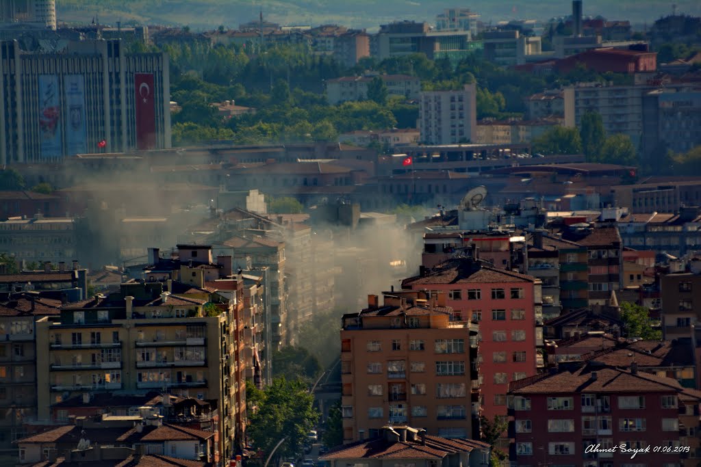 Ankara Kızılay 01.06.2013 (50. Yıl Parkından) by Ahmet Soyak