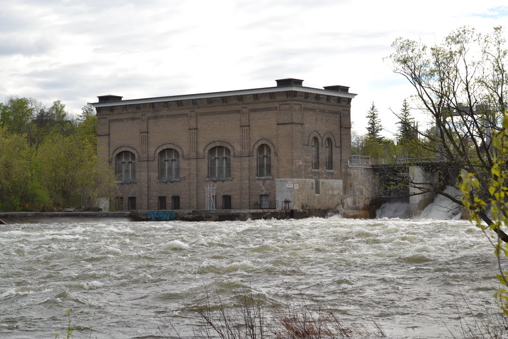 Peterborough Ontario by Jamie Cane