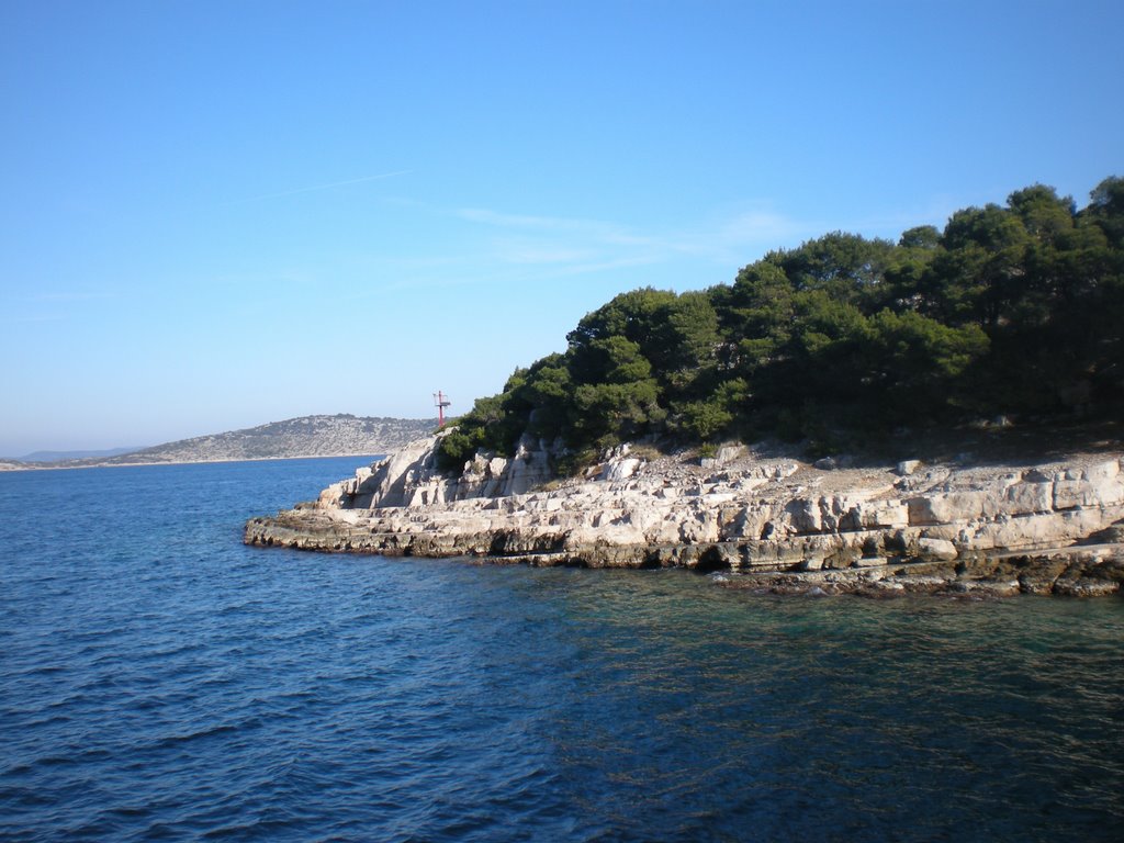 Island Žirje from sea side by Latic