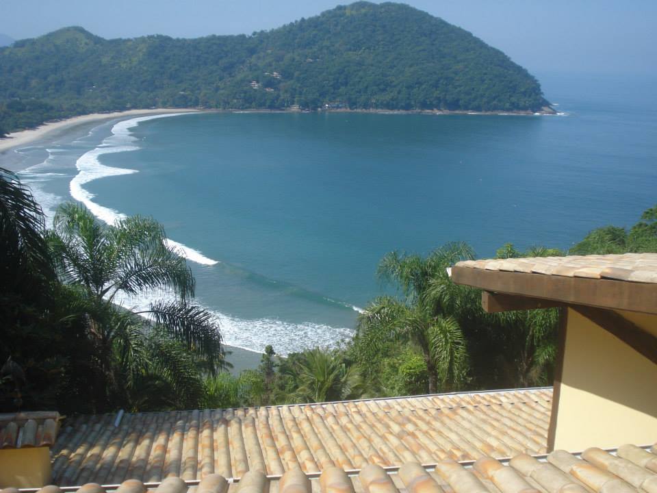 PAISAGEM DA JANELA, PRAIA DA BARRA DO SAHY - *LANDSCAPE OF THE WINDOW, BARRA DO SAHY BEACH* - (SÃO SEBASTIÃO-SP,BRASIL) 05 DE MAIO DE 2013 by Althayr de Moraes