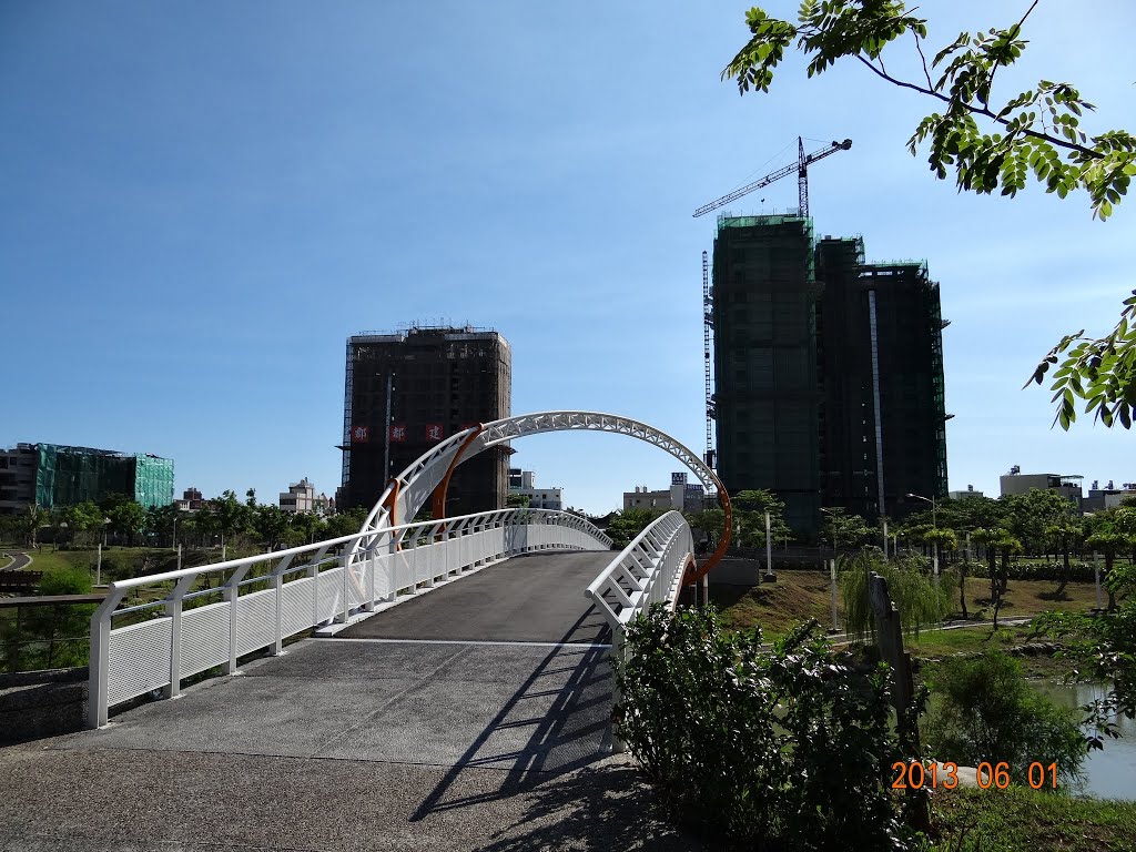 Taiwan-Kaohsiung-Landscape-2013-06-01-右昌森林公園 by twsa181