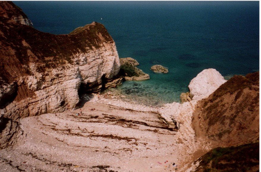 a cove near Thornwick Bay by mexpix