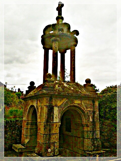 La fontaine sainte ANNE by mayaamon