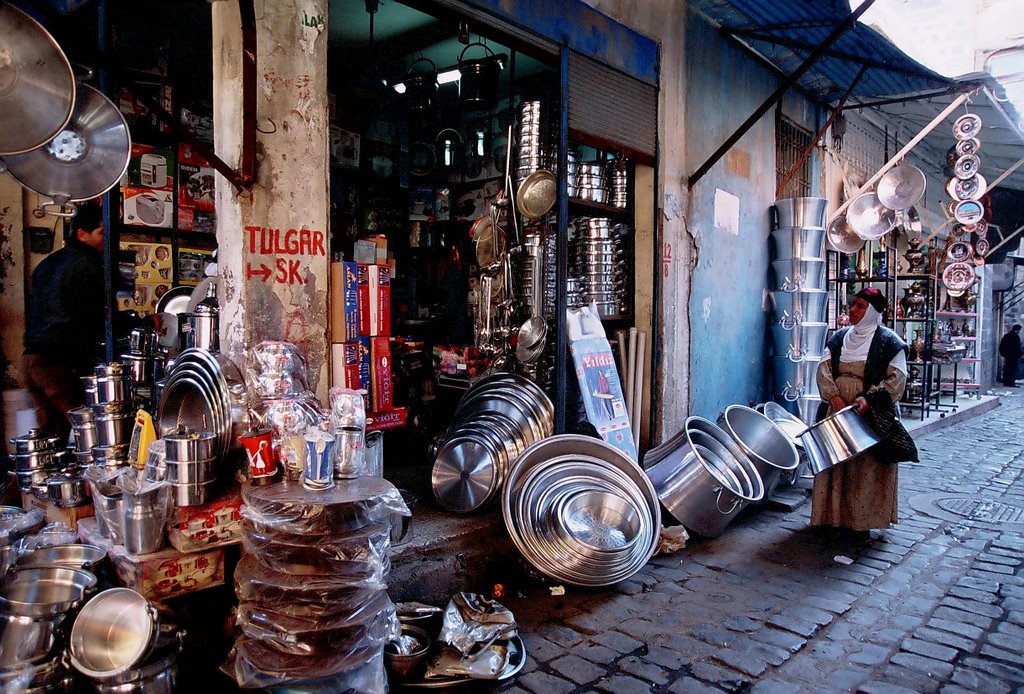 AMED-Jî nav bajer/Şehrin içinden/Life in city by metin baran