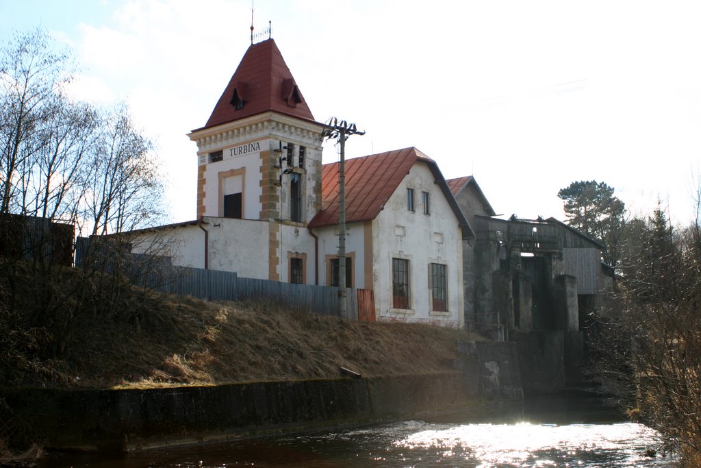 Huncovce - small hydroelectric power plant on Poprad river by Jan Madaras