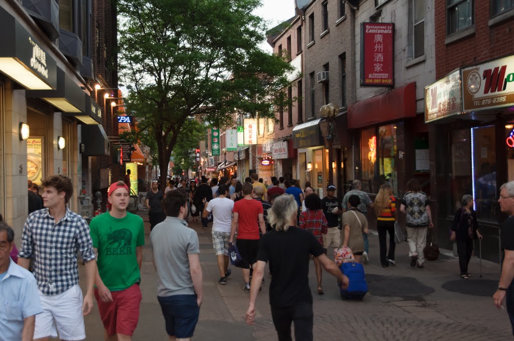 Montreal's Chinatown by caribb