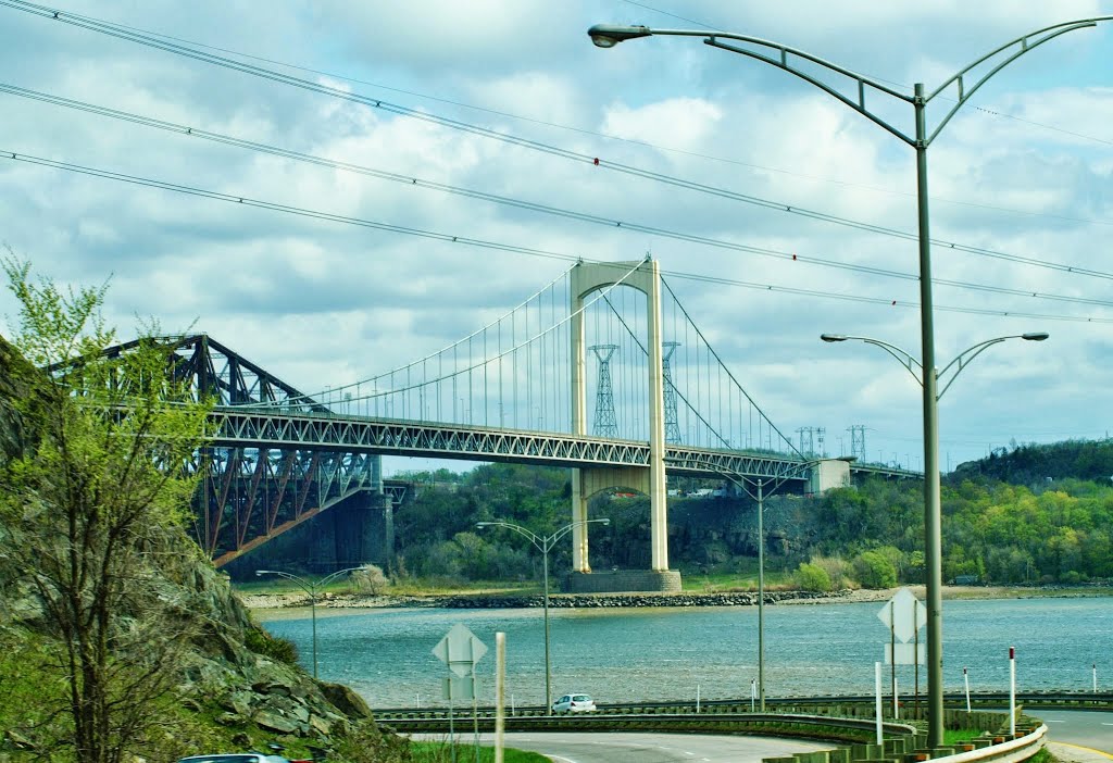 Piere Laporte Bridge, Quebec City 2013 1 by Shahnoor Habib Munmun