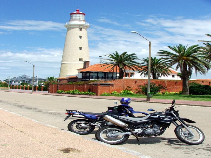 Farol da Península em Punta del Este by Katatau