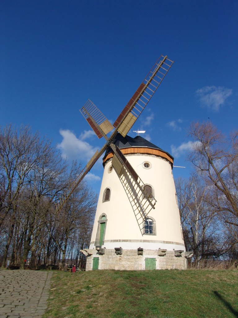 Gohlis Wind Mill, Germany (January 2007) by Jan o'Sch