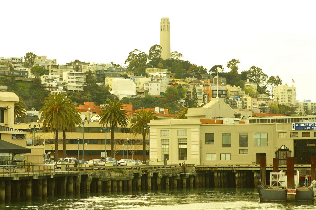 The Waterfront Restaurant at Pier 7 by Rosencruz Sumera