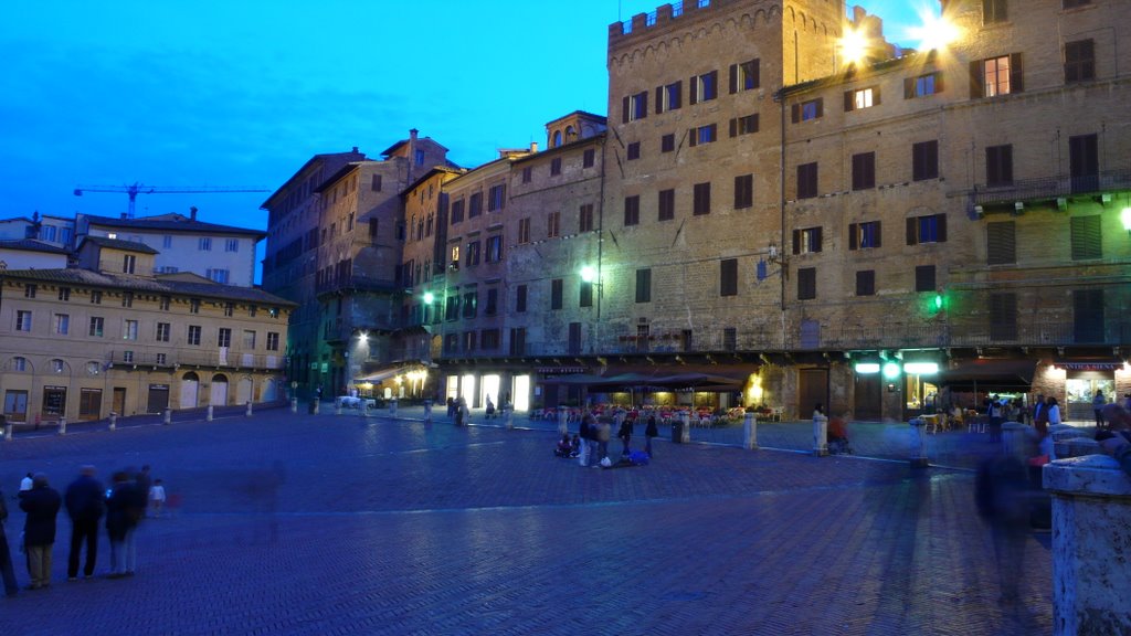 Piazza del Campo, Siena by jedrek