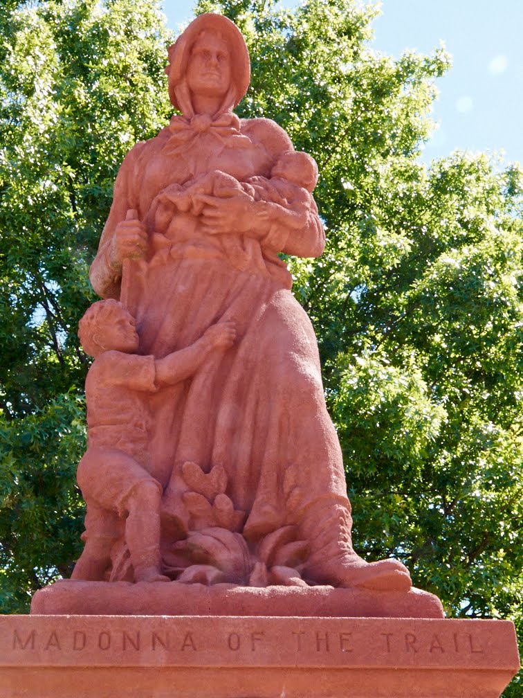 Madonna of the Trail, Illinois by bousozoku