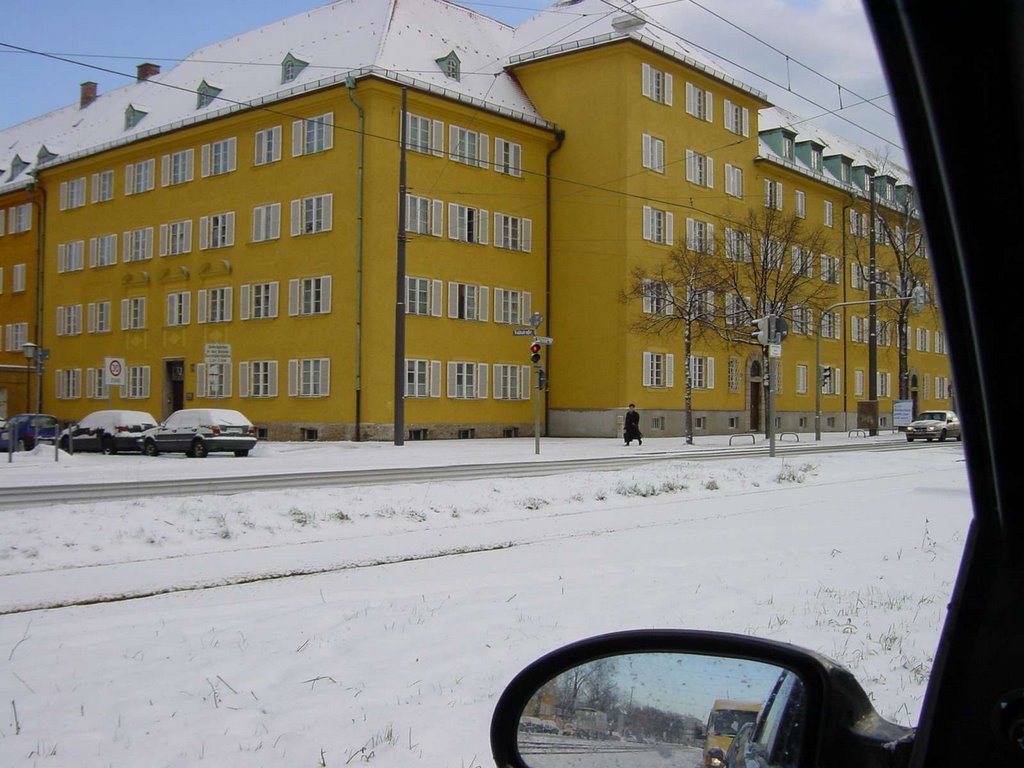 München, Dachauer Straße im Winter by yeti2001