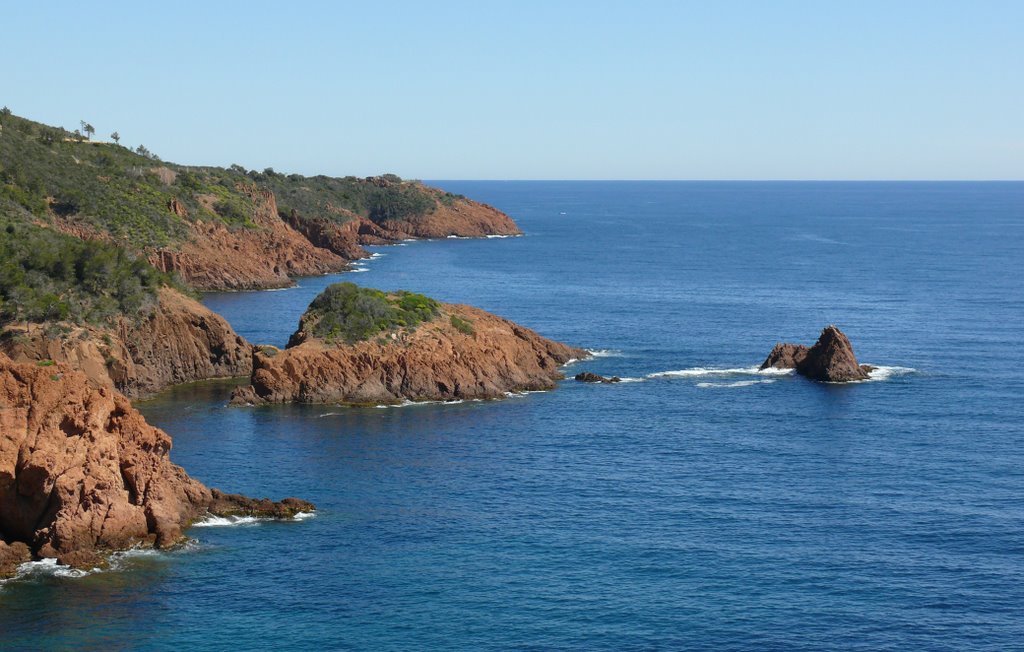 Côte de l'Esterel by Wilphid