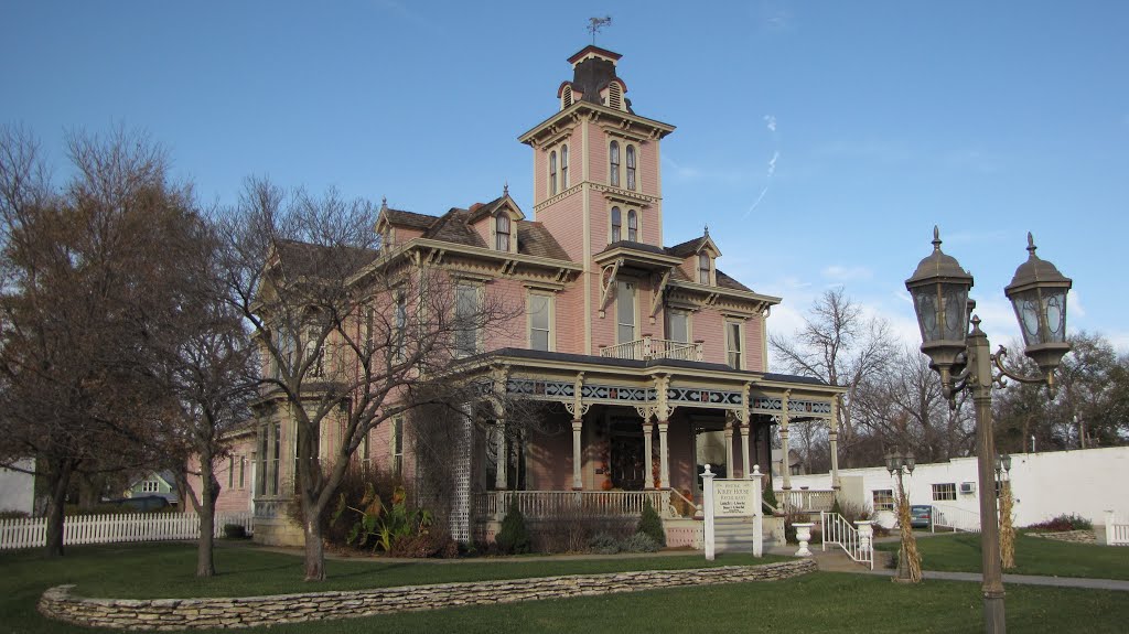 Historic 1885 Kirby House, Abilene, KS by phil h