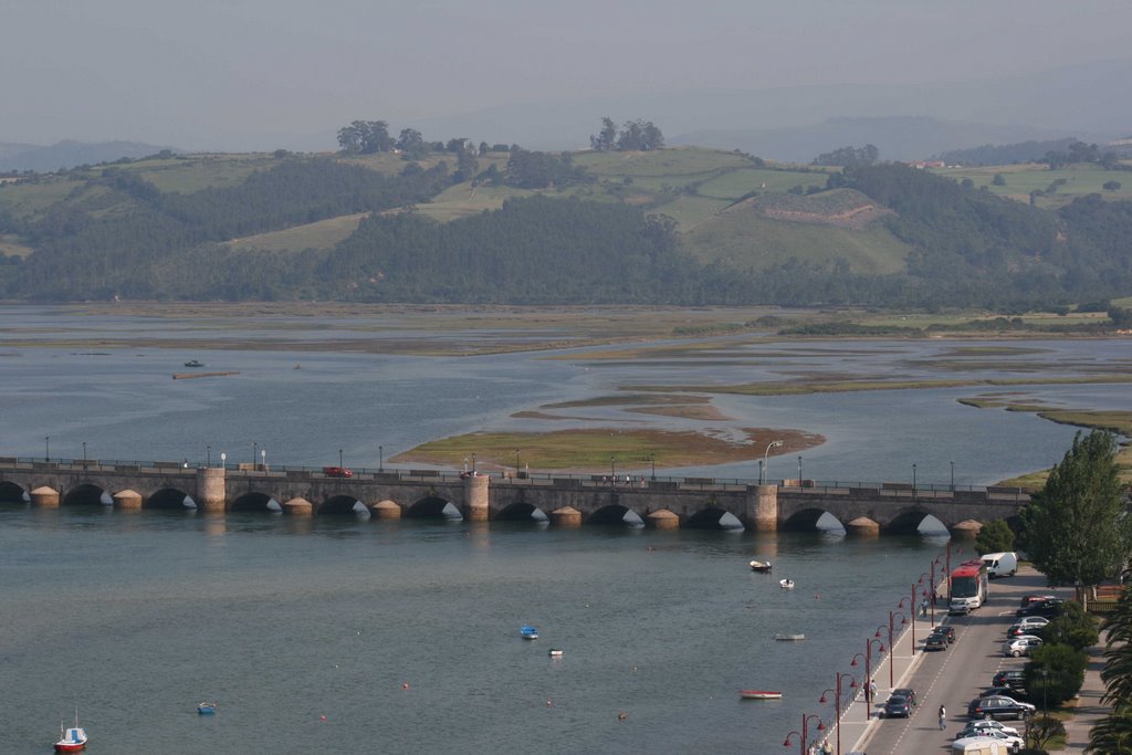 San Vicente de la Barquera, Cantabria, Spain by Javier Velasco